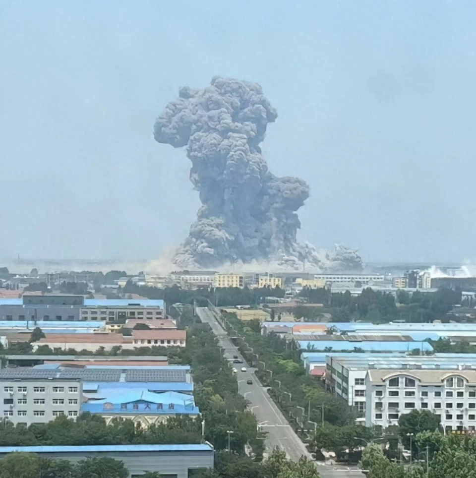 事故突發(fā)：山東高密化工廠爆炸，安全生產(chǎn)不能靠運(yùn)氣！